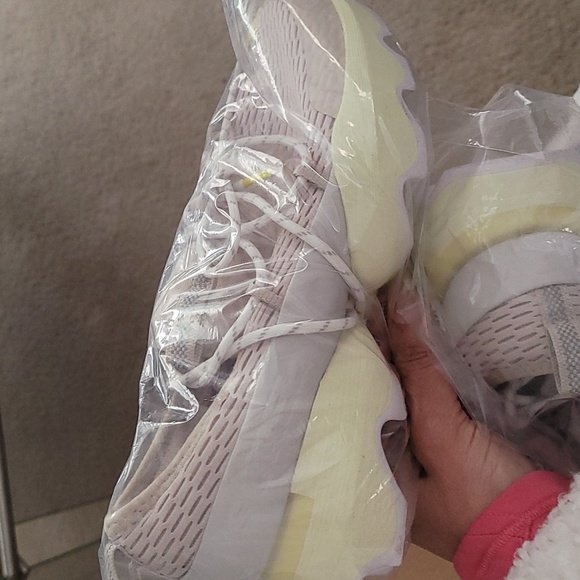 Sorel Sneakers - Picture 7 of 7